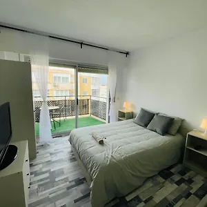 https://confortable-estudio-balcon-vistas-montana-y-mas.1costadelsol.com