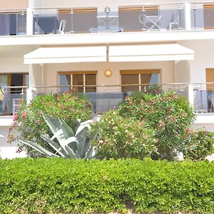 https://rnet-front-de-mer-roses-costa-brava.topcostabravahotels.com